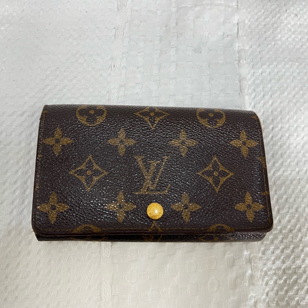 Authentic Louis Vuitton Wallet